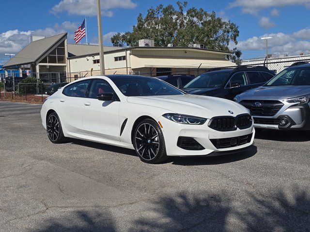 2025 BMW 8 Series M850i