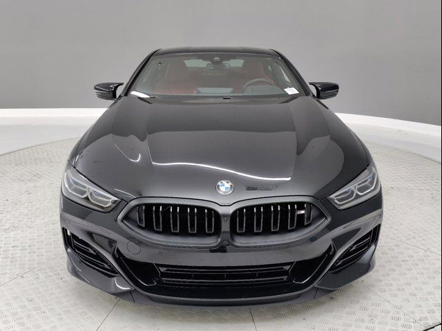 2025 BMW 8 Series M850i xDrive