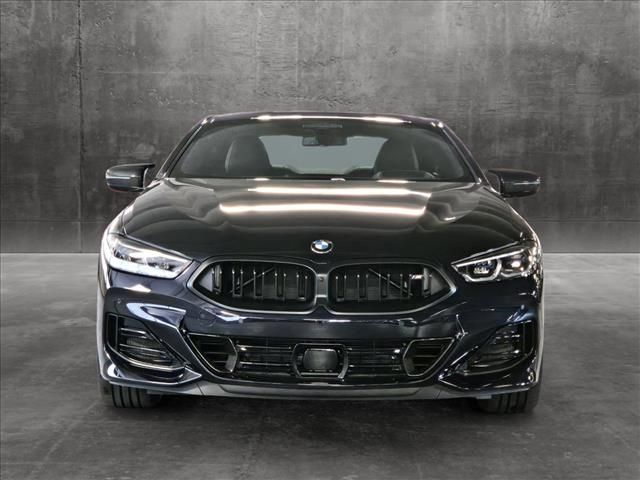 2025 BMW 8 Series M850i xDrive