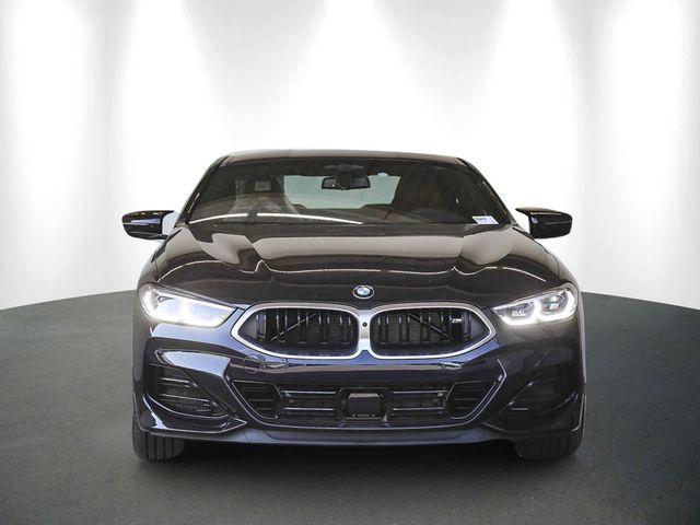 2025 BMW 8 Series M850i xDrive