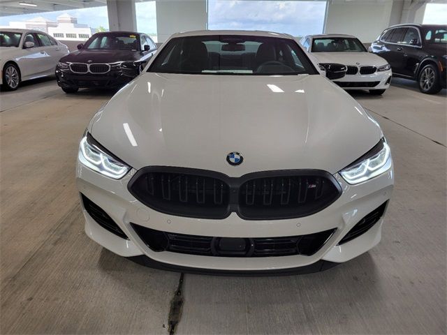 2025 BMW 8 Series M850i xDrive