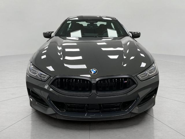 2025 BMW 8 Series M850i