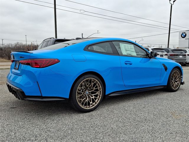 2025 BMW M4 CS