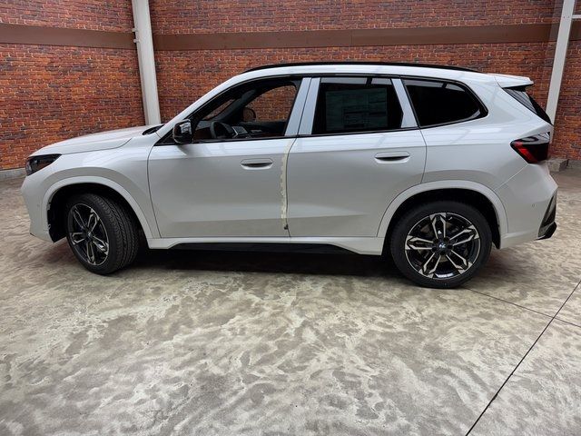 2025 BMW X1 M35i