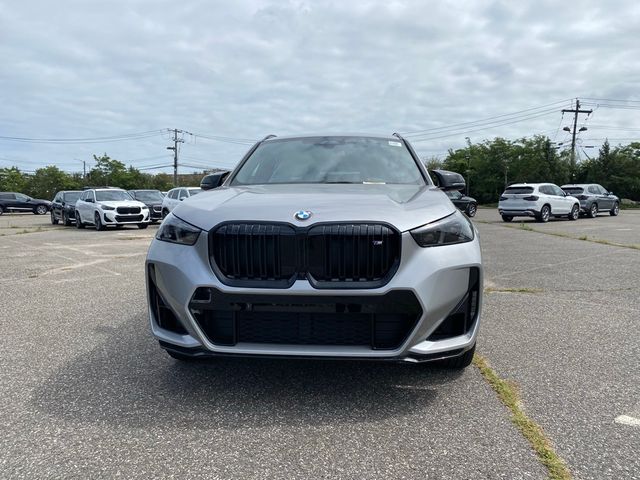 2025 BMW X1 M35i