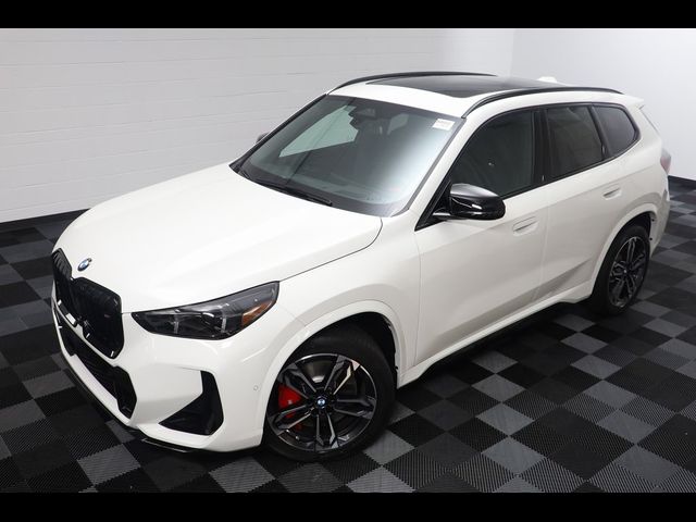 2025 BMW X1 M35i