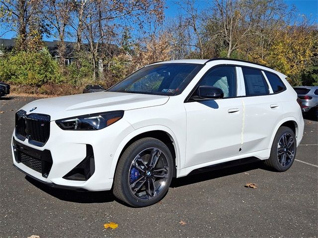 2025 BMW X1 M35i