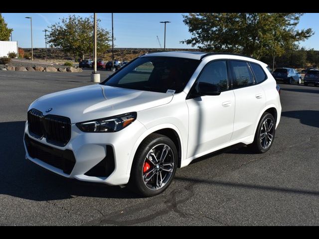 2025 BMW X1 M35i