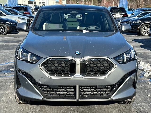 2025 BMW X2 xDrive28i