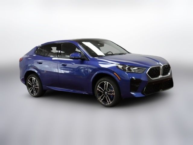 2025 BMW X2 xDrive28i