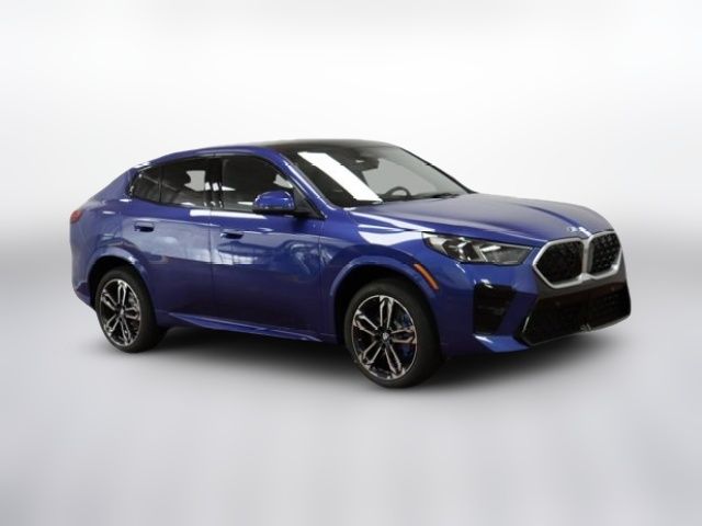2025 BMW X2 xDrive28i