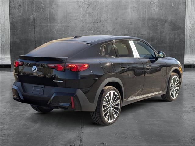 2025 BMW X2 xDrive28i