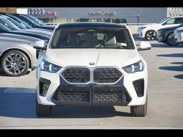 2025 BMW X2 xDrive28i