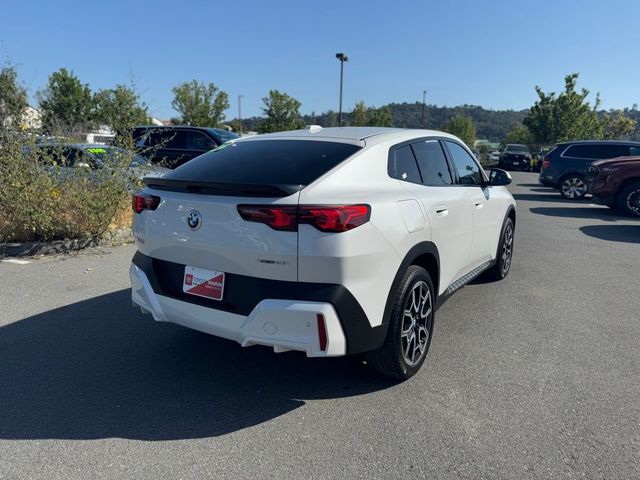 2025 BMW X2 xDrive28i