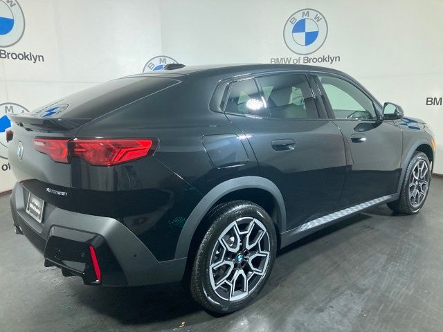 2025 BMW X2 xDrive28i