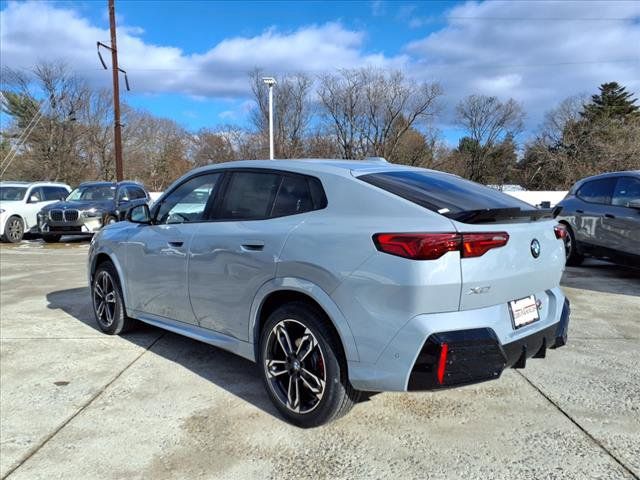 2025 BMW X2 xDrive28i