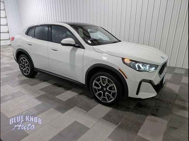 2025 BMW X2 xDrive28i
