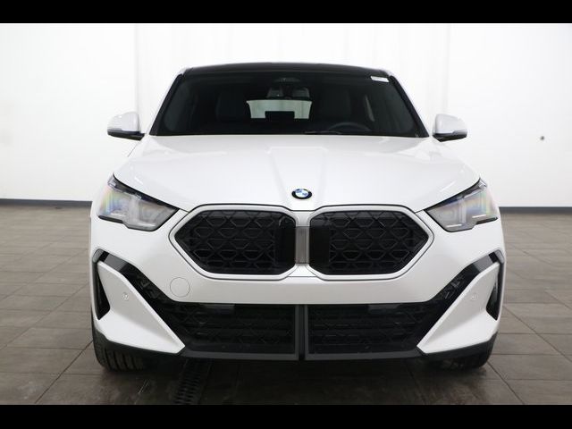 2025 BMW X2 xDrive28i