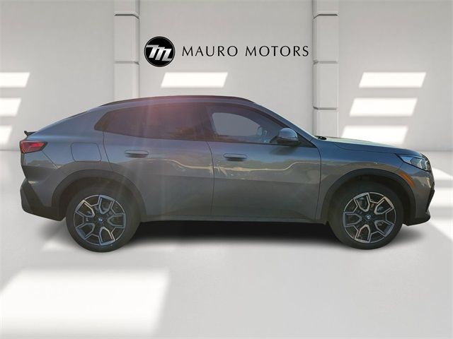 2025 BMW X2 xDrive28i