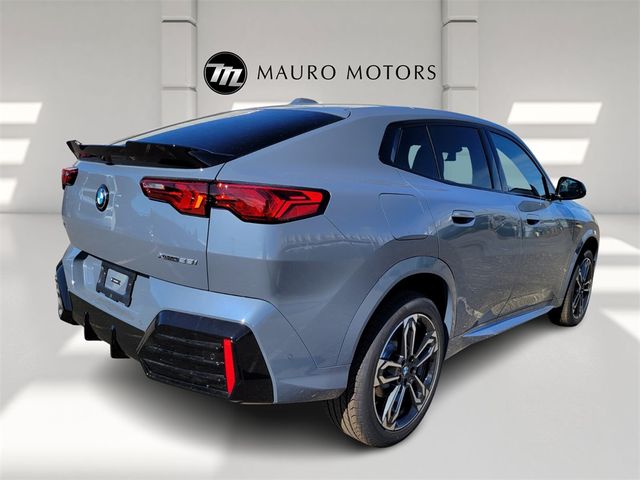 2025 BMW X2 xDrive28i