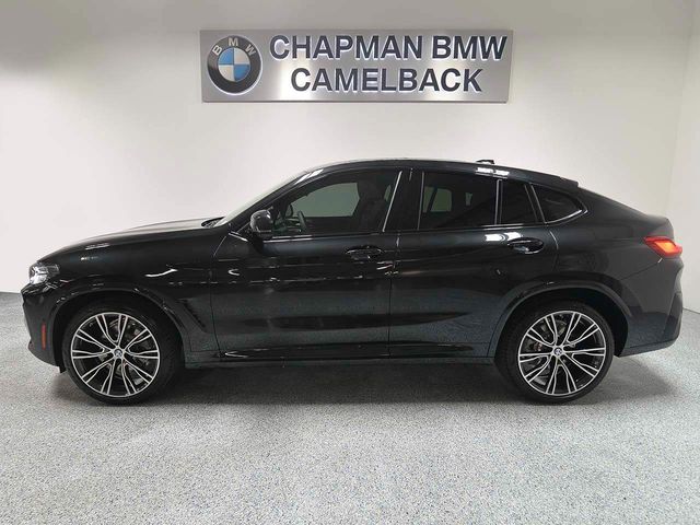 2025 BMW X4 xDrive30i