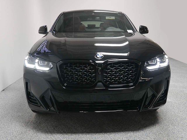 2025 BMW X4 xDrive30i