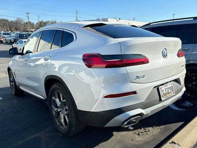 2025 BMW X4 xDrive30i