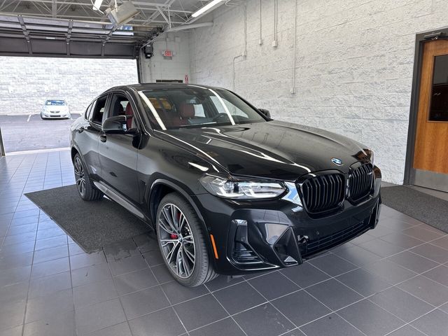 2025 BMW X4 M40i