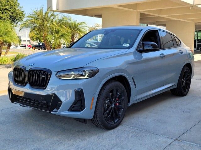 2025 BMW X4 M40i