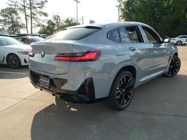 2025 BMW X4 M40i