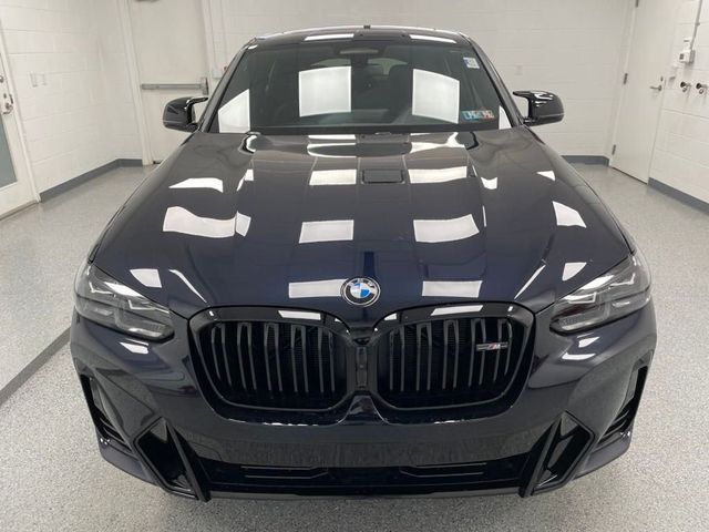 2025 BMW X4 M40i