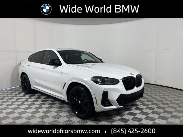 2025 BMW X4 M40i