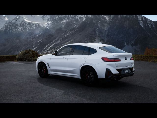 2025 BMW X4 M40i