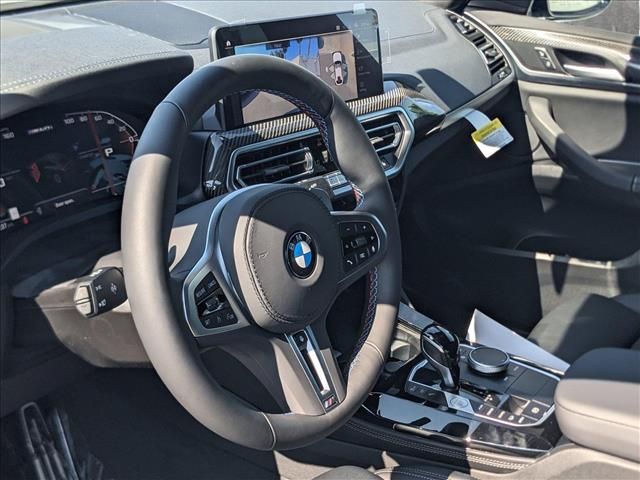 2025 BMW X4 M40i