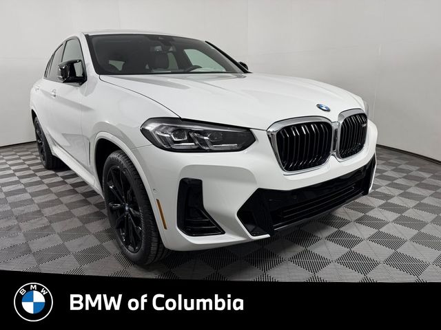 2025 BMW X4 M40i