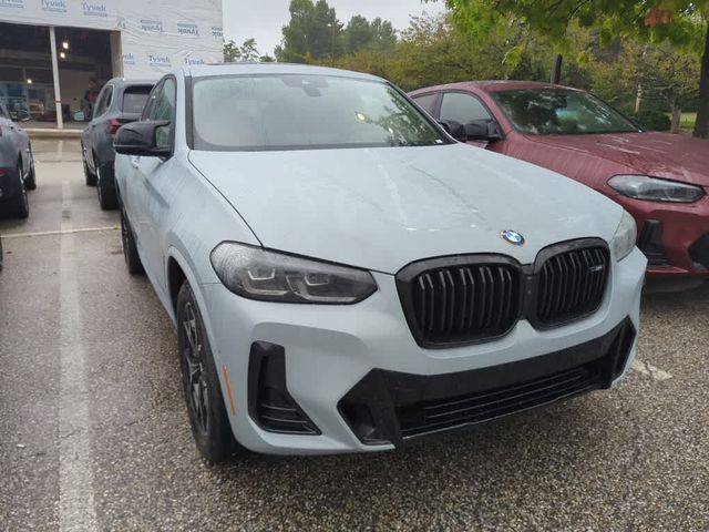 2025 BMW X4 M40i