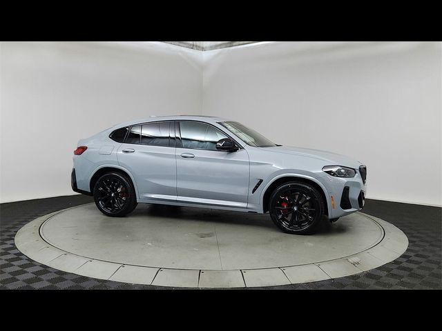 2025 BMW X4 M40i