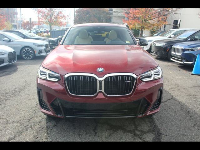 2025 BMW X4 M40i