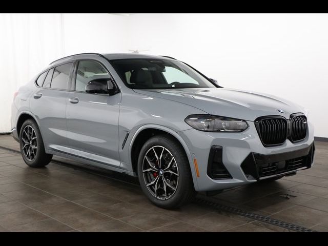 2025 BMW X4 M40i