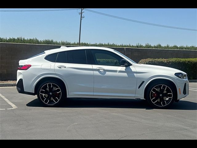 2025 BMW X4 M40i