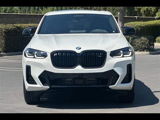 2025 BMW X4 M40i