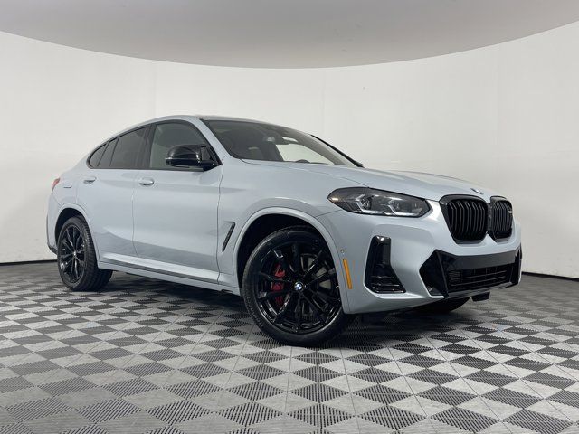 2025 BMW X4 M40i