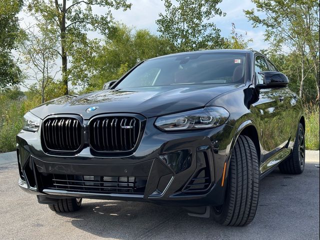 2025 BMW X4 M40i