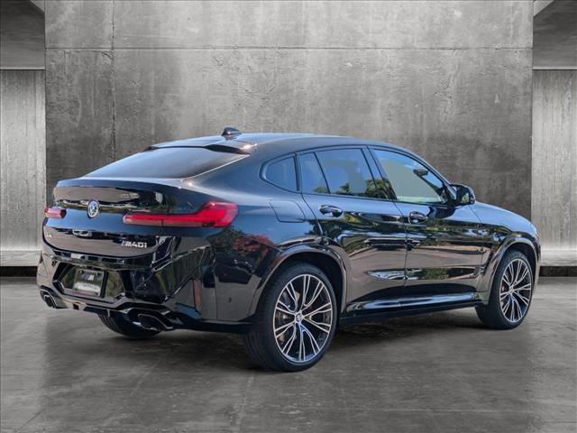 2025 BMW X4 M40i