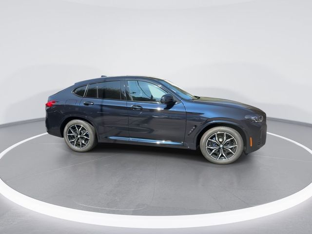 2025 BMW X4 M40i