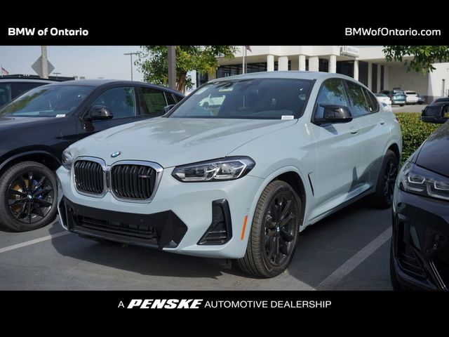 2025 BMW X4 M40i