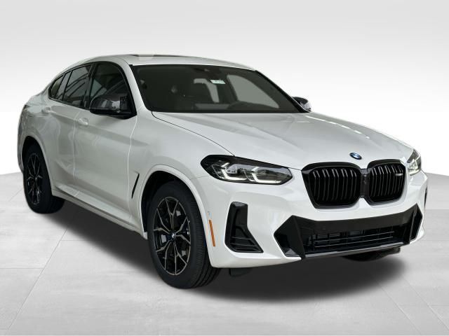 2025 BMW X4 M40i