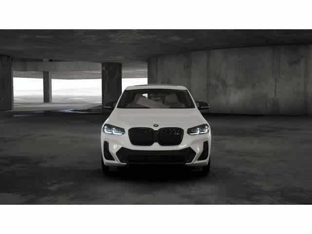 2025 BMW X4 M40i