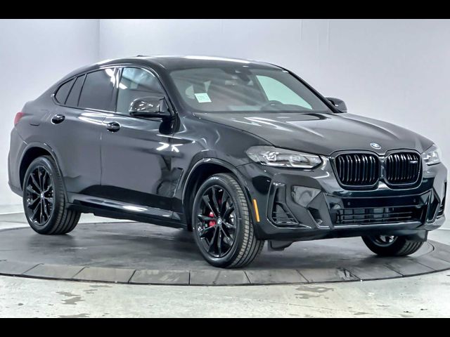 2025 BMW X4 M40i