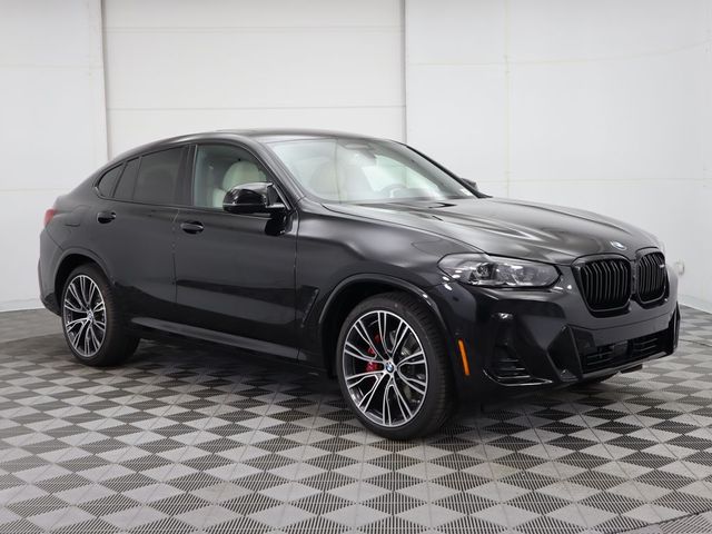 2025 BMW X4 M40i